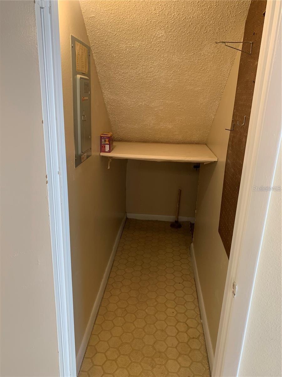 WEDGE WOOD OF PALM HARBOR UNIT 1 - Residential Lease