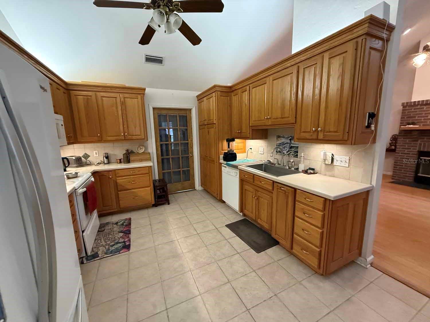 ALACHUA HIGHLANDS - Residential