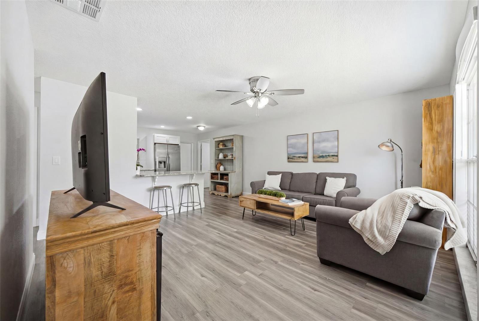 SEVEN SPGS HOMES - Residential