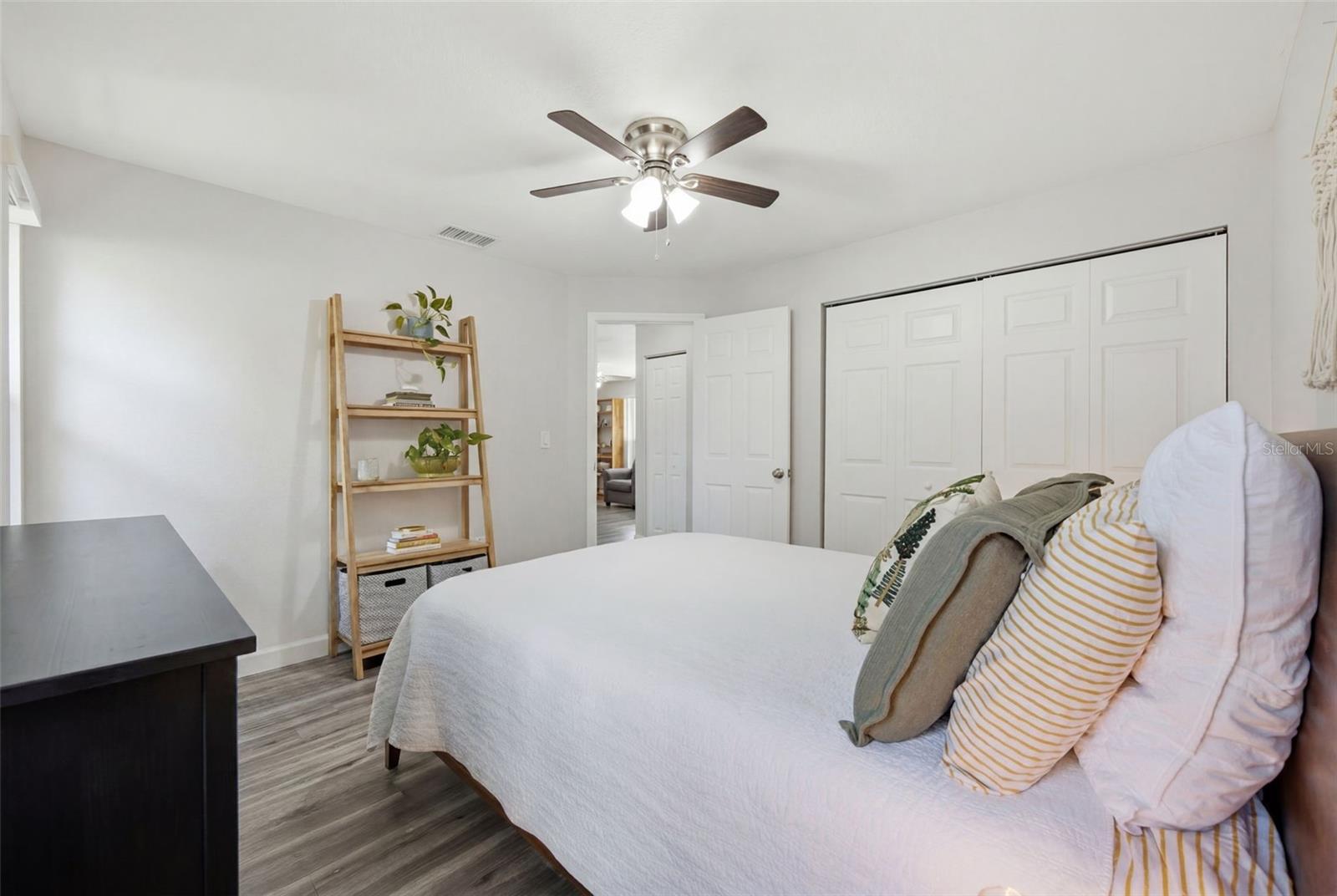 SEVEN SPGS HOMES - Residential
