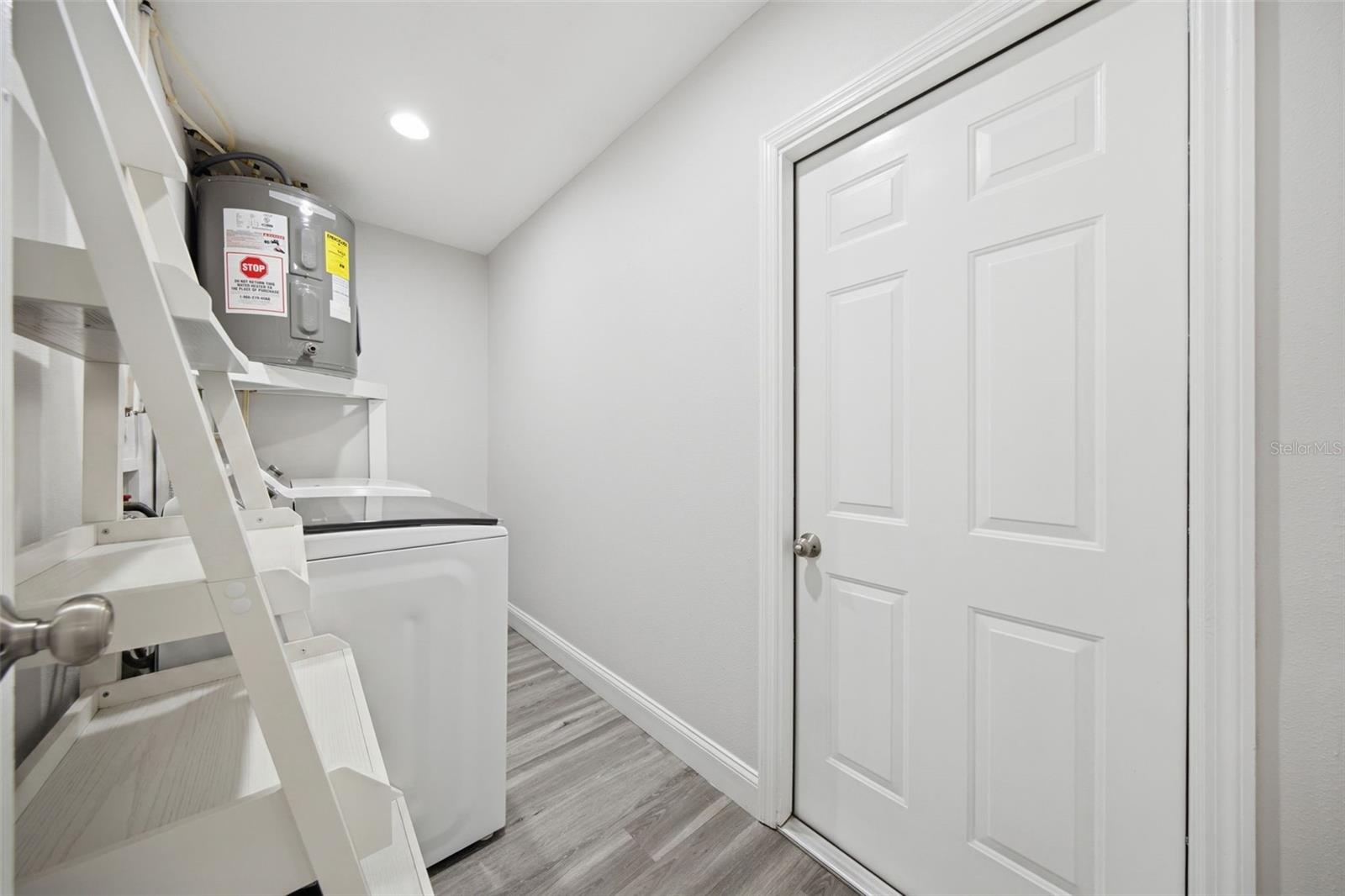 SEVEN SPGS HOMES - Residential