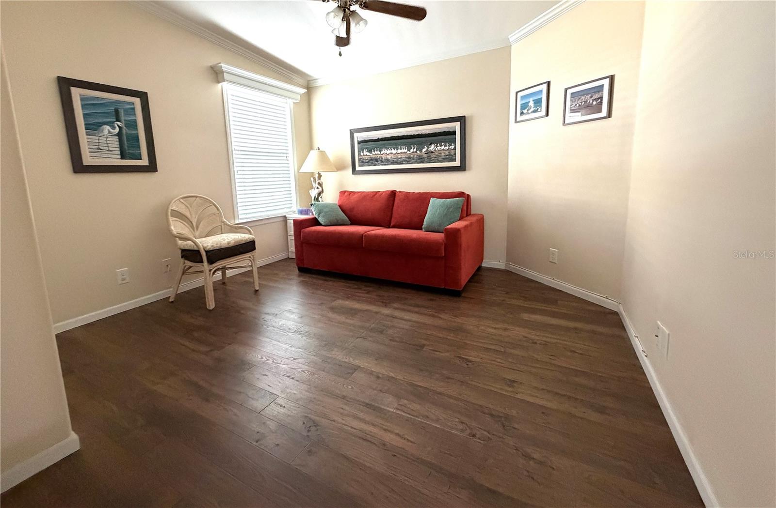 COUNTRY CLUB ESTATES - Residential