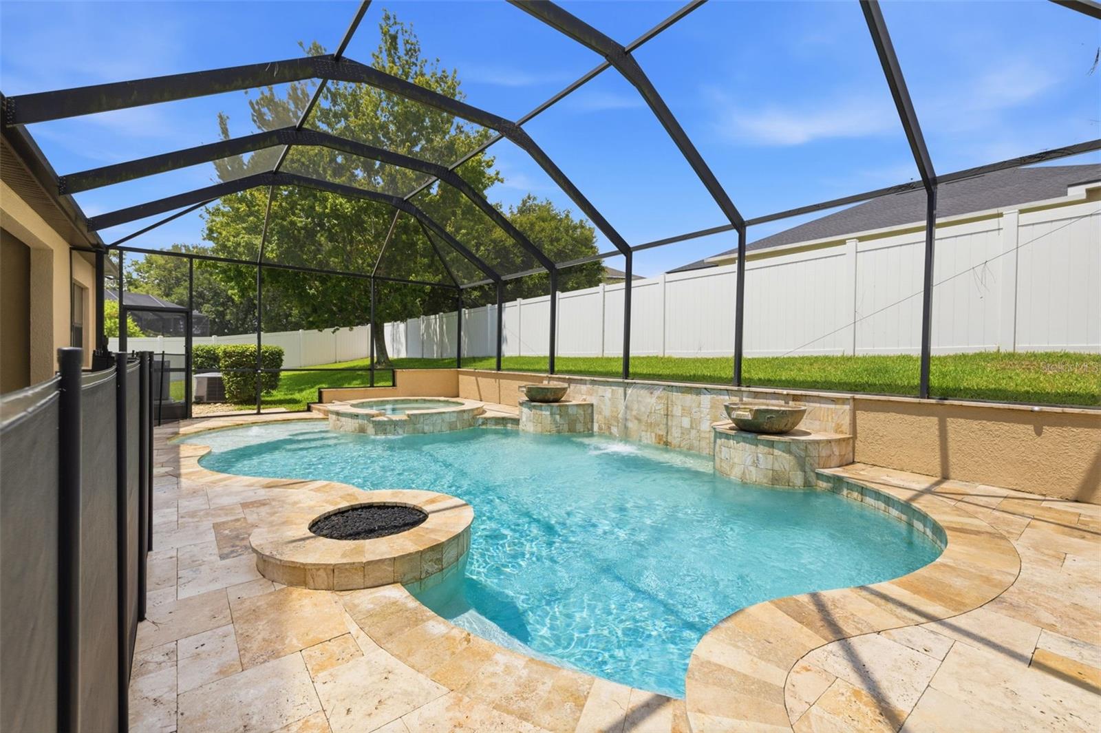 MARTINS GARDENS - Residential