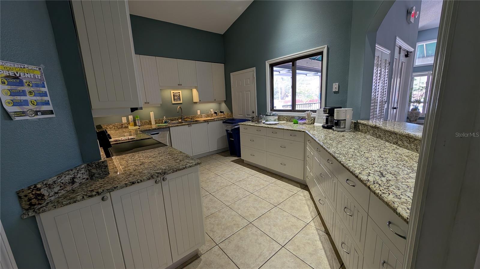 POINTE ALEXIS SOUTH - Residential