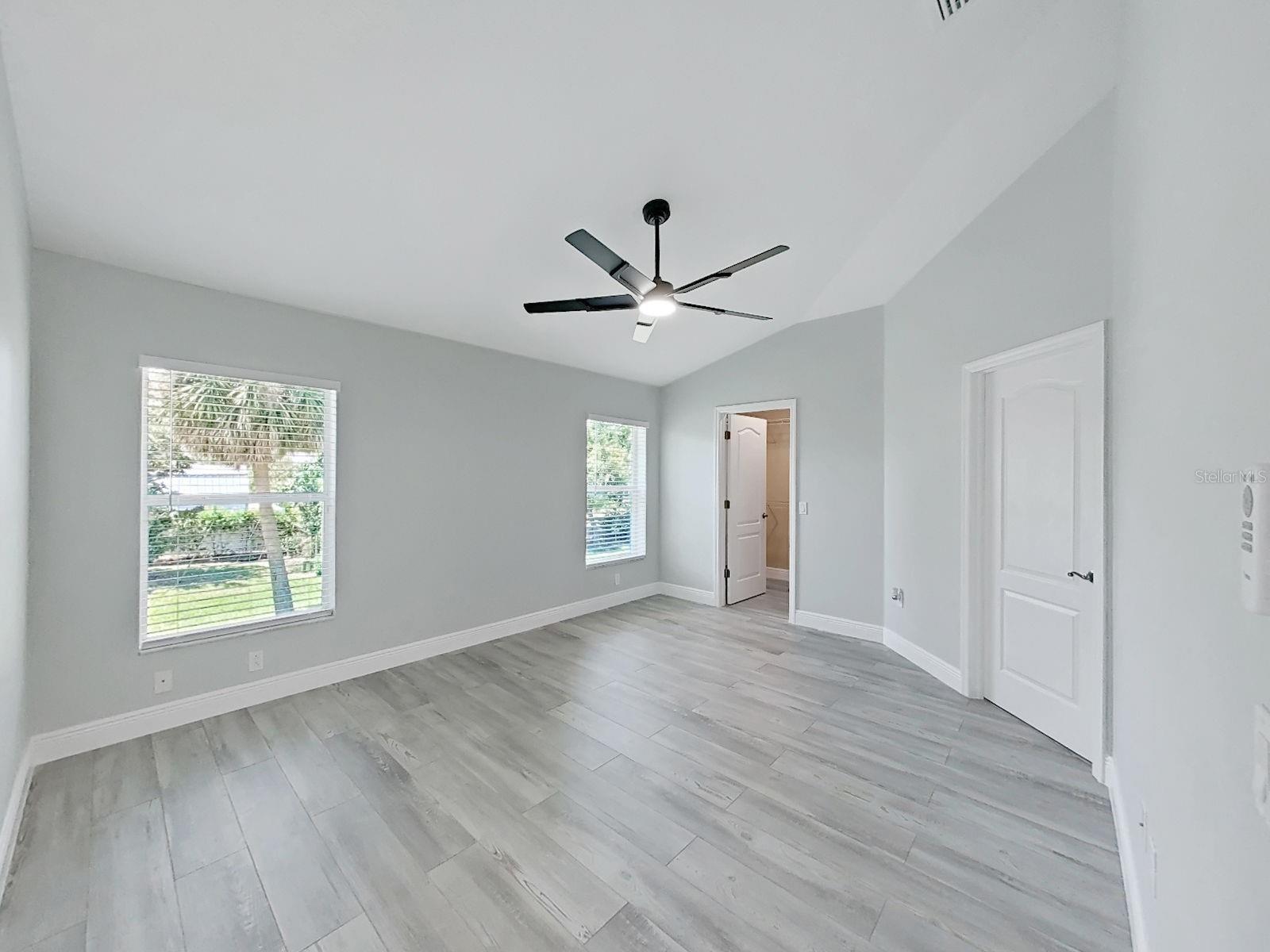 POINTE ALEXIS SOUTH - Residential