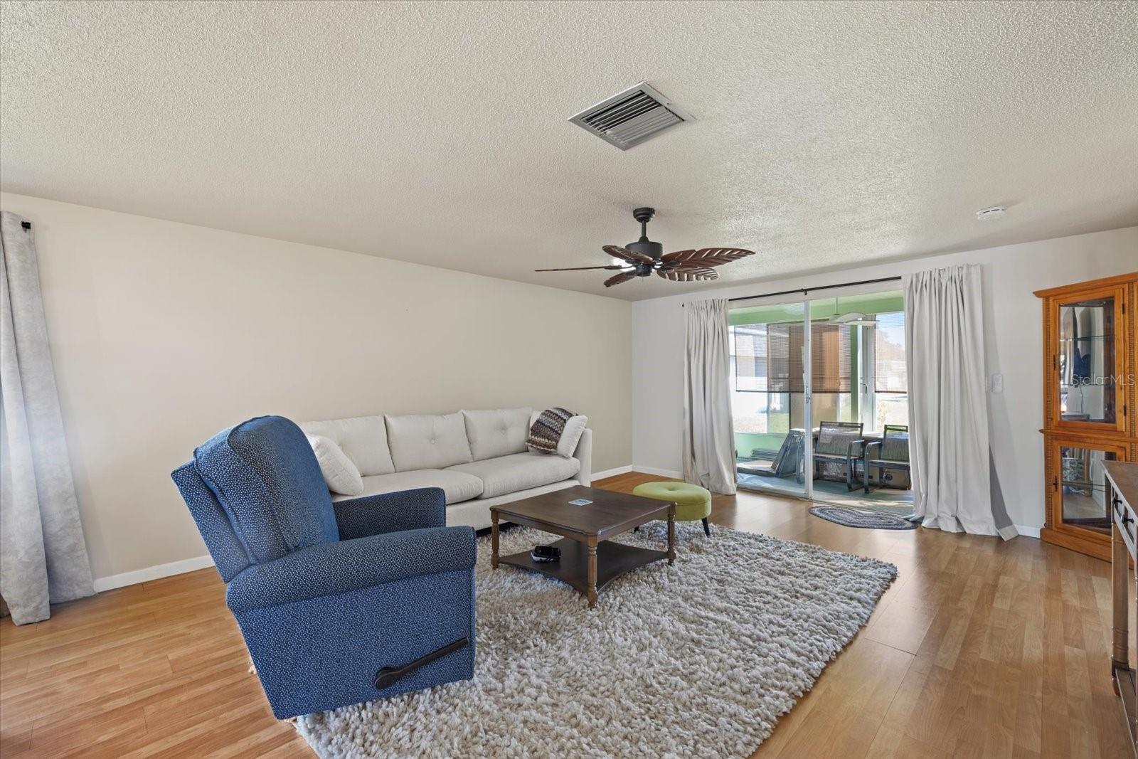 CIRCLE WOODS OF VENICE 2 - Residential