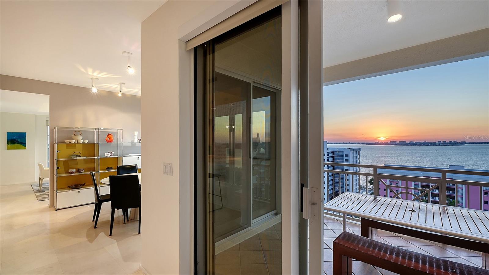THE TOWER RESIDENCES - Residential