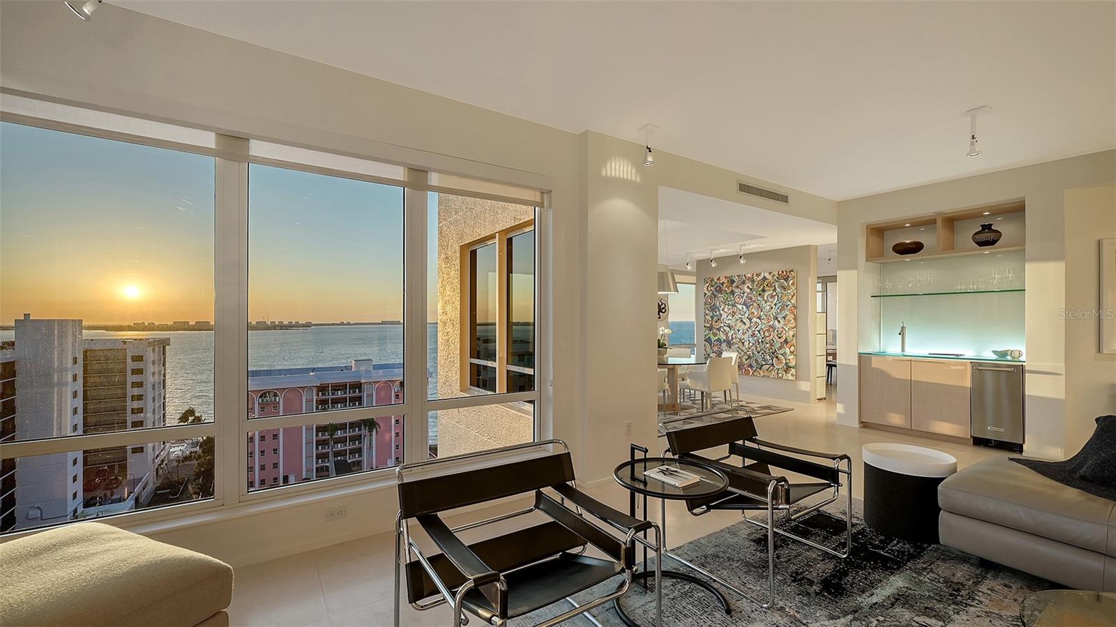 THE TOWER RESIDENCES - Residential