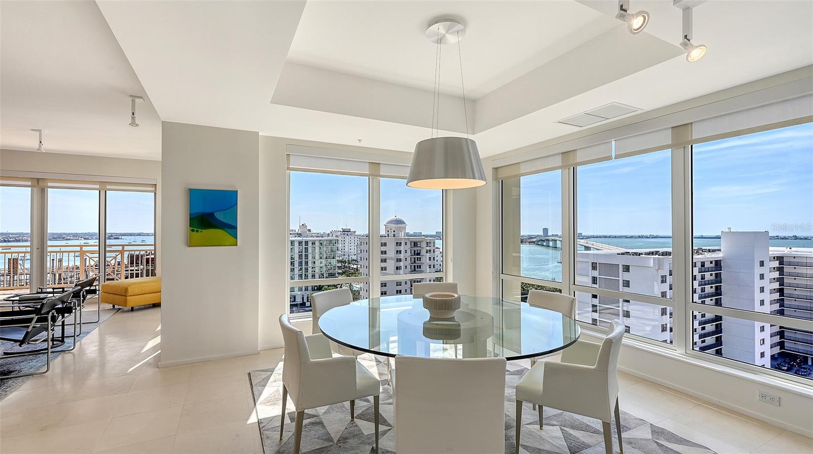 THE TOWER RESIDENCES - Residential