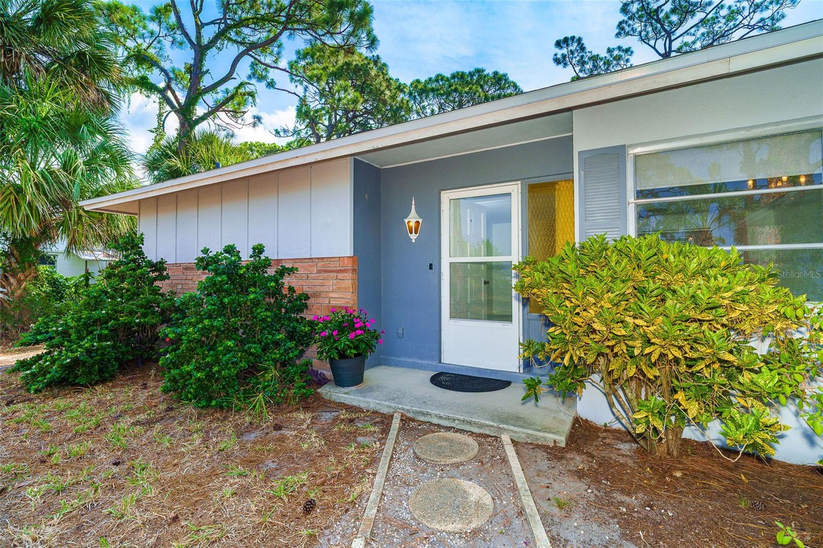 FLORIDA TROPICAL HOMESITES & LITTLE FARMS - Residential