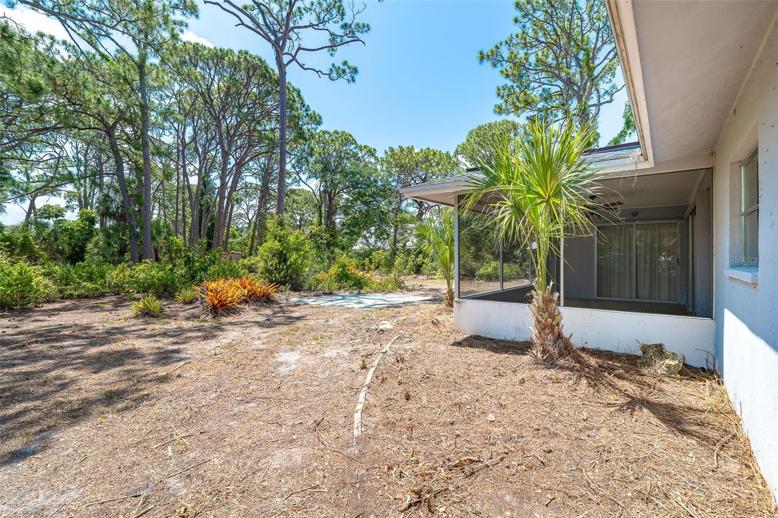 FLORIDA TROPICAL HOMESITES & LITTLE FARMS - Residential