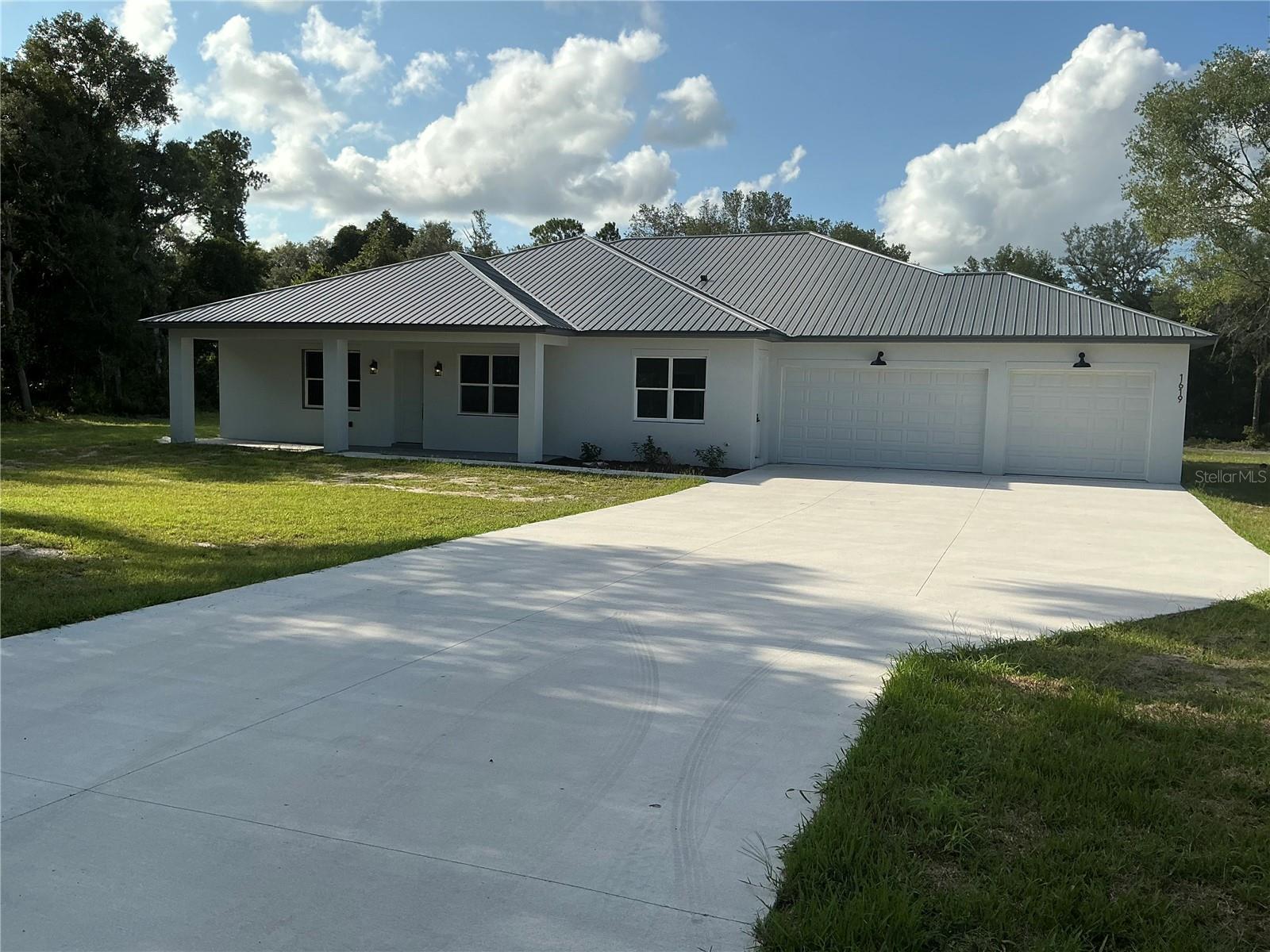 MAGNOLIA ACRES - Residential