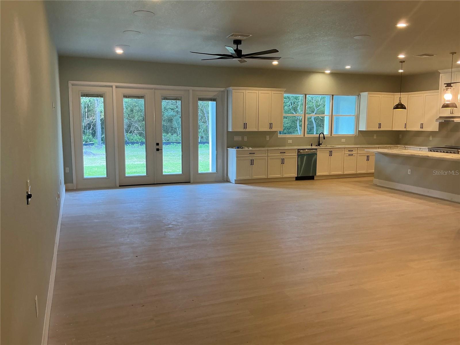 MAGNOLIA ACRES - Residential