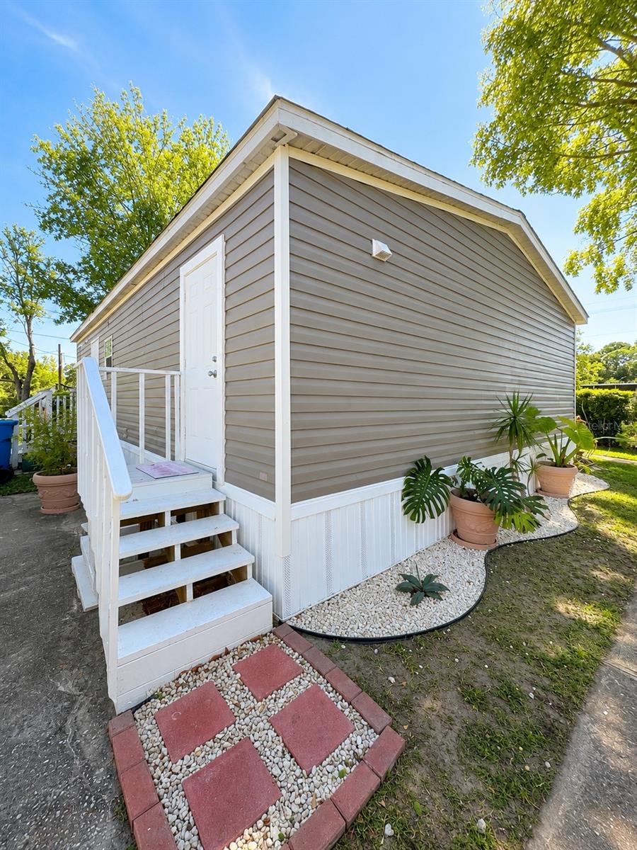 2701 - DAYTONA PINES/ORMOND BREEZE, O.B. - Residential