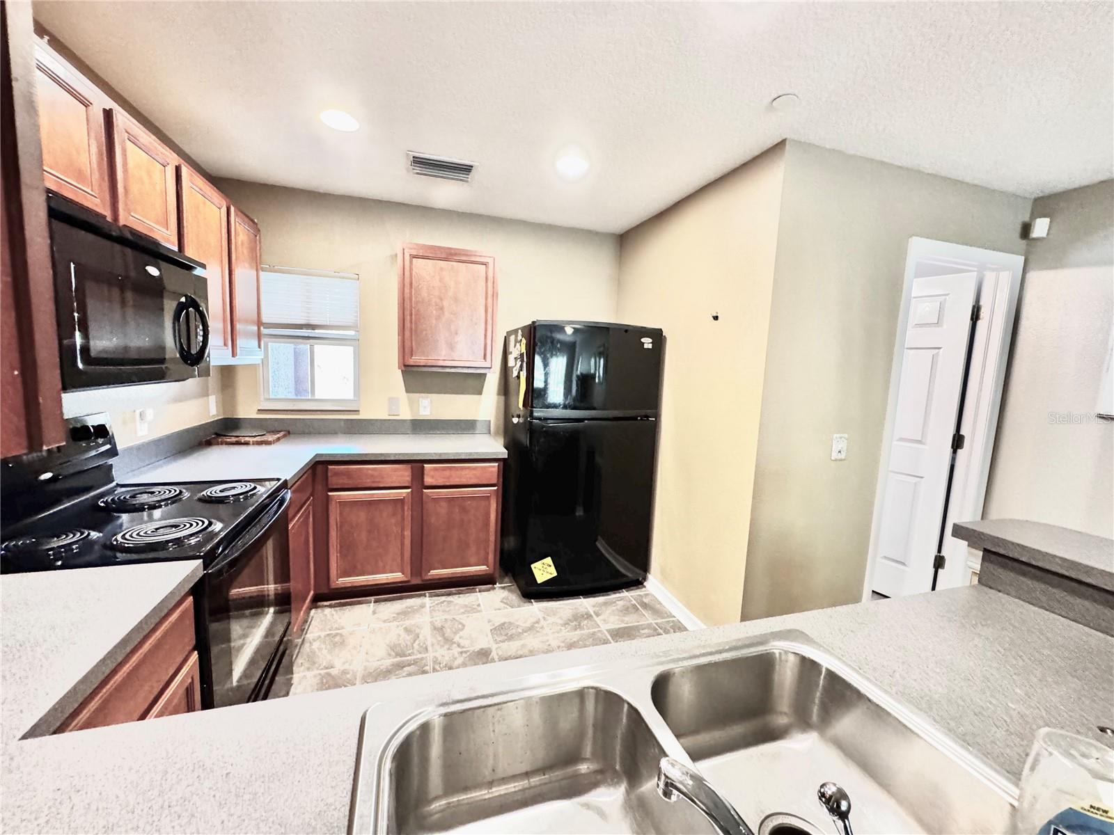 WILLOWBROOK A CONDO PH 11 OR2250/4124 - Residential