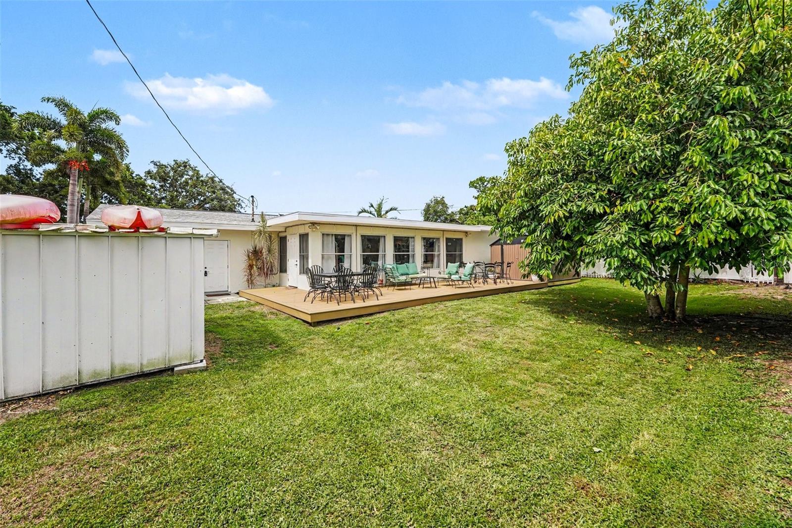 EAGLE MANOR - Residential