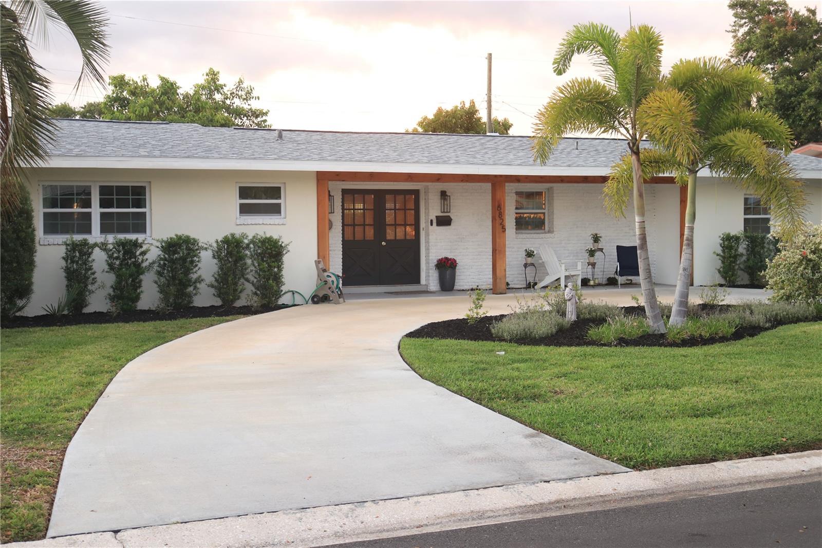 EAGLE MANOR - Residential