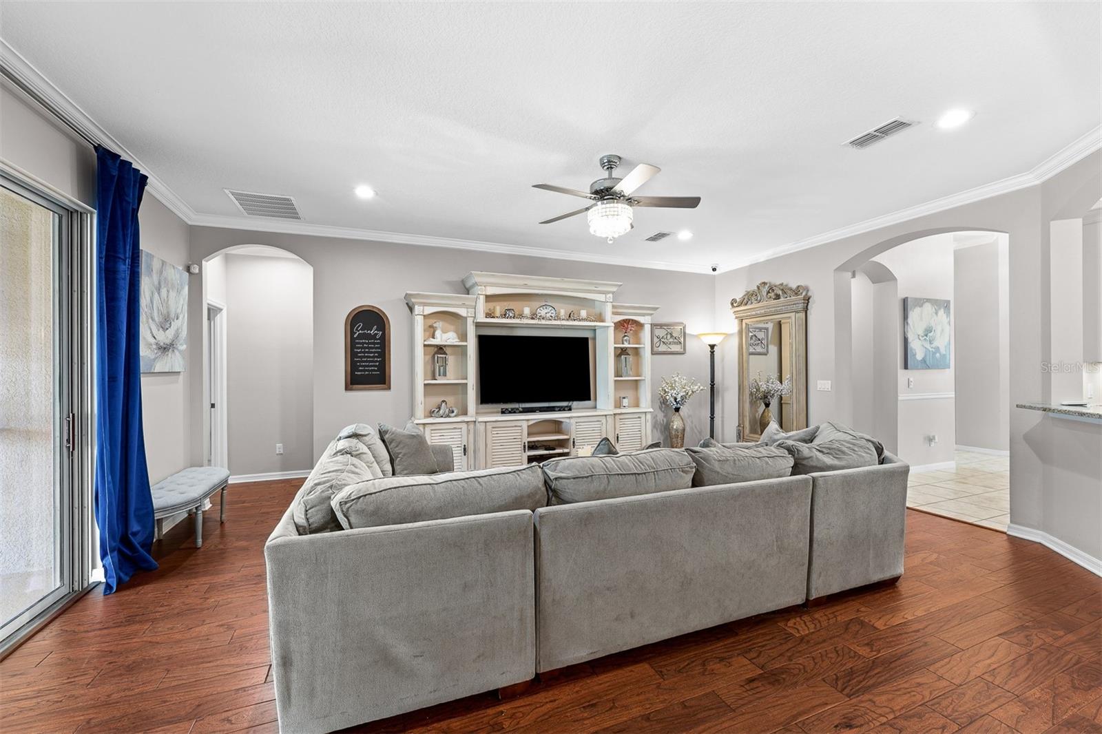 HAMMOCK POINTE SUB - Residential