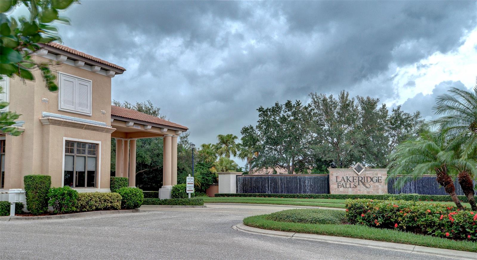 LAKERIDGE FALLS PH 1C - Residential