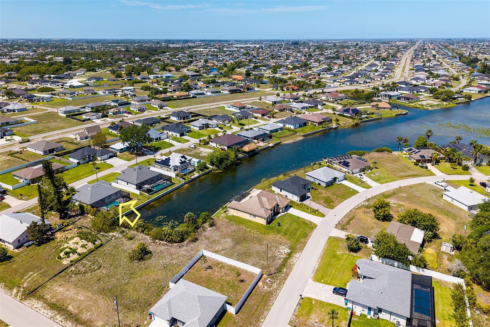 CAPE CORAL - Residential