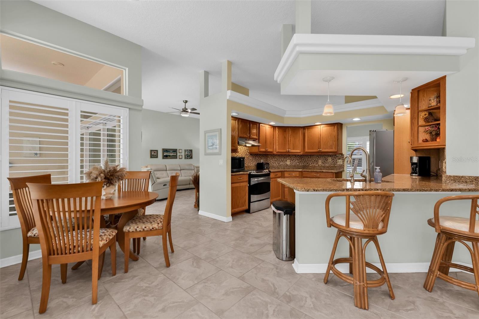 HARBOUR OAKS - Residential