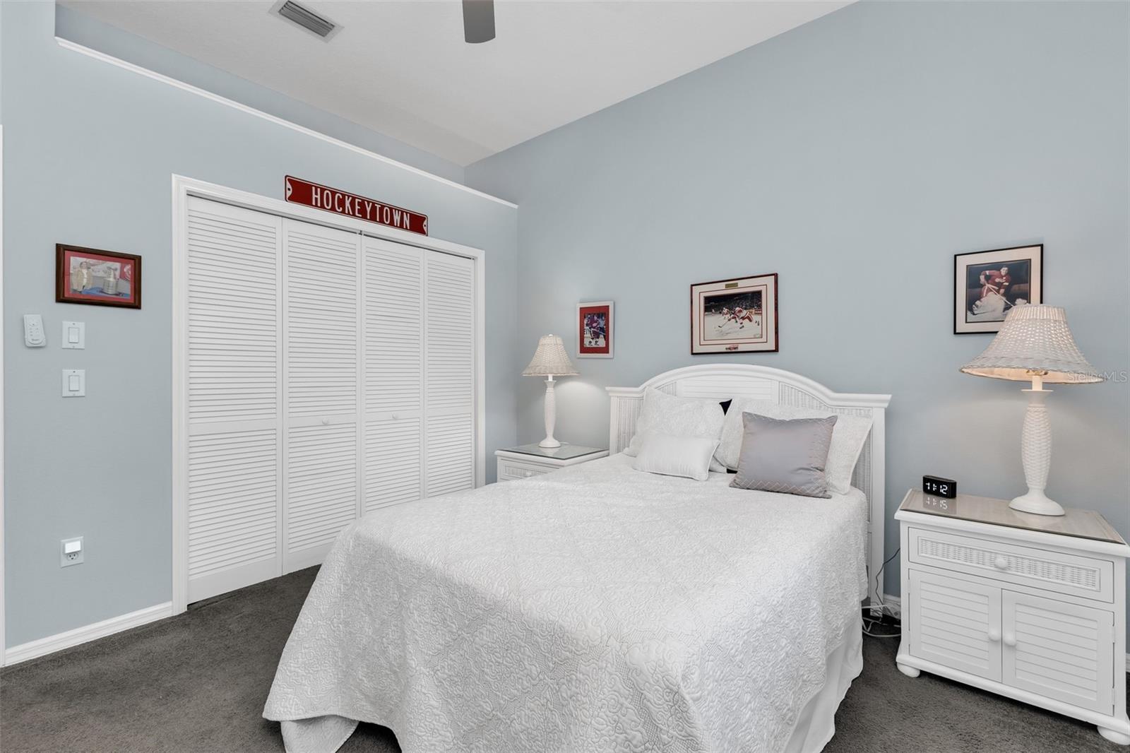 HARBOUR OAKS - Residential