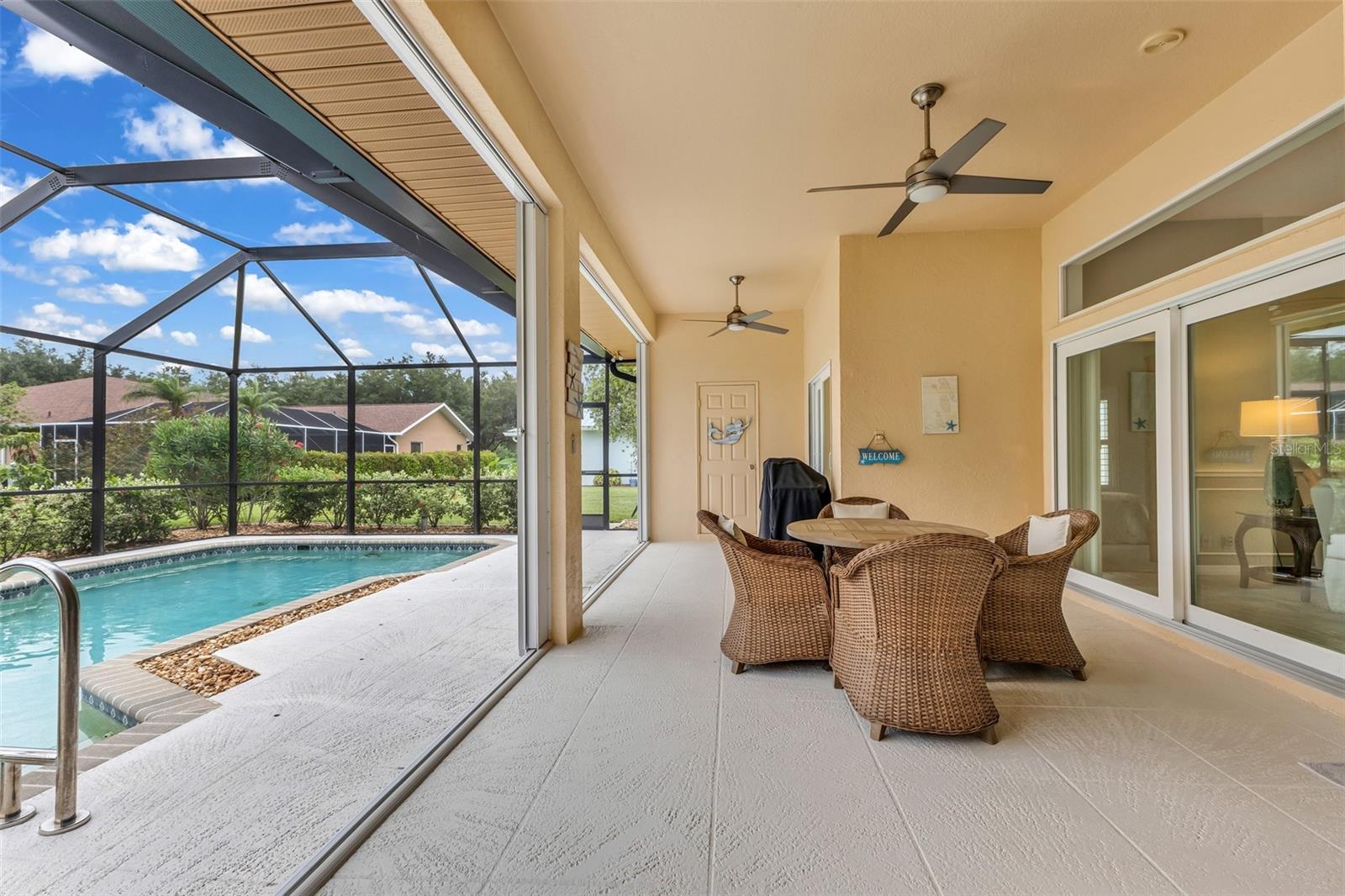 HARBOUR OAKS - Residential