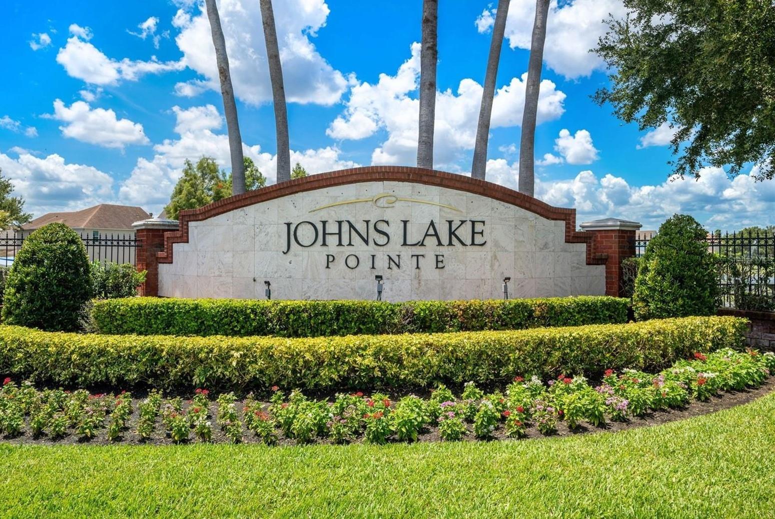 JOHNS LAKE POINTE - Residential