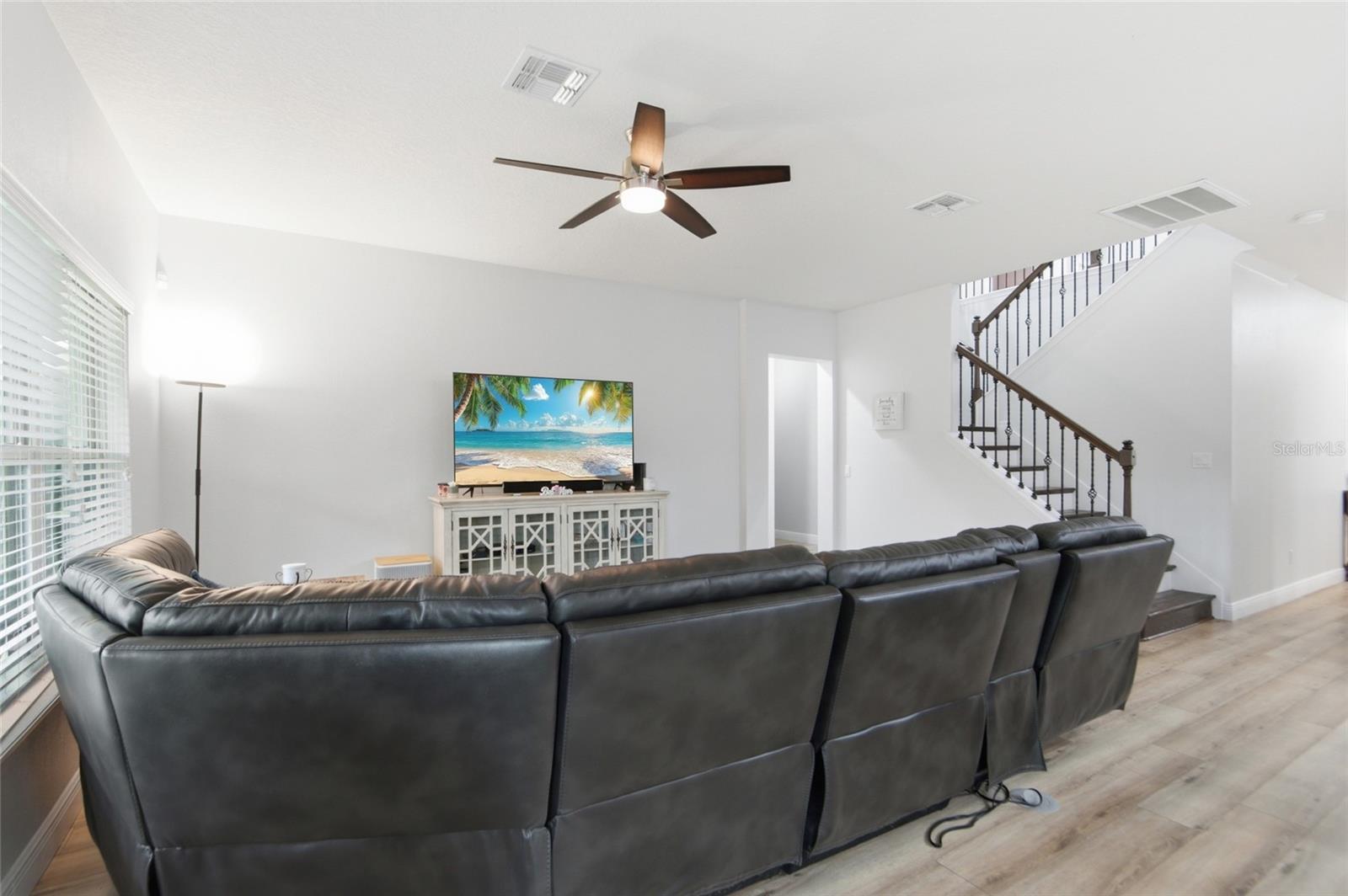 JOHNS LAKE POINTE - Residential