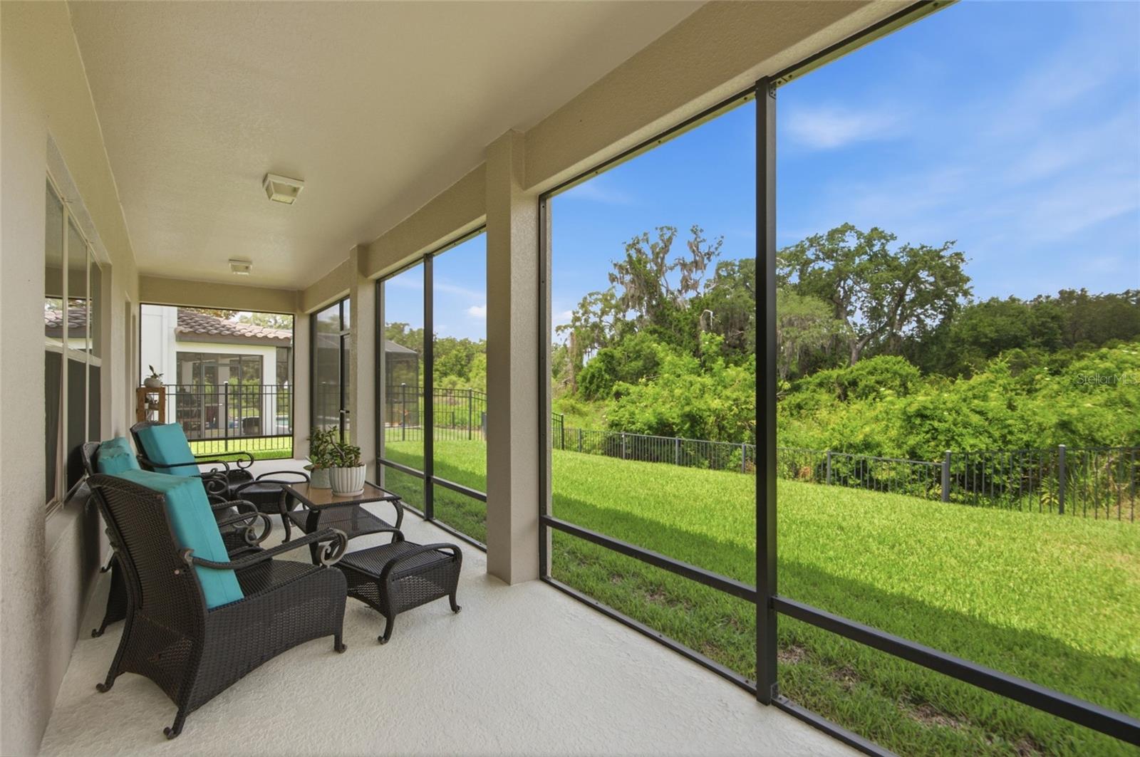 JOHNS LAKE POINTE - Residential