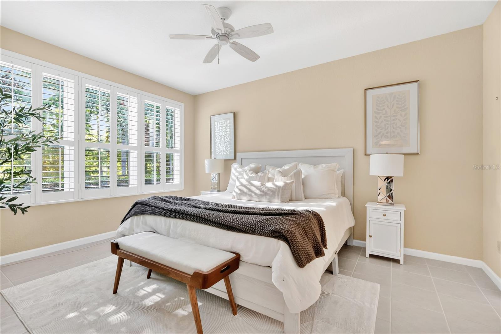 CARRIAGE HOMES/STONEBRIDGE COM - Residential