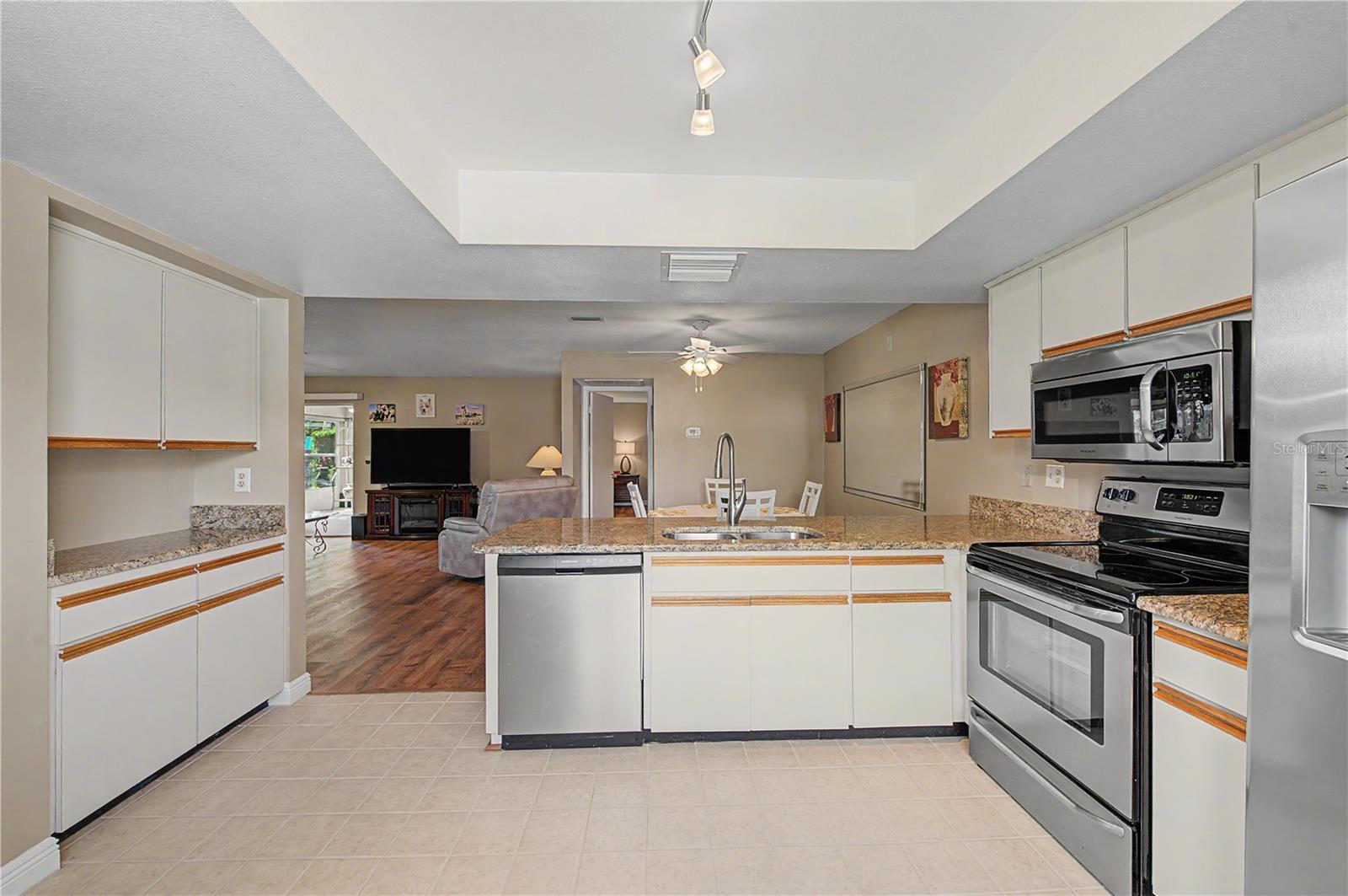 07 SPGS VILLAS CONDO - Residential