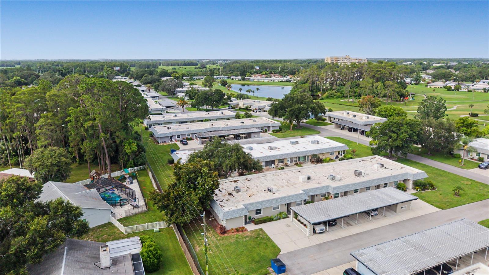 07 SPGS VILLAS CONDO - Residential