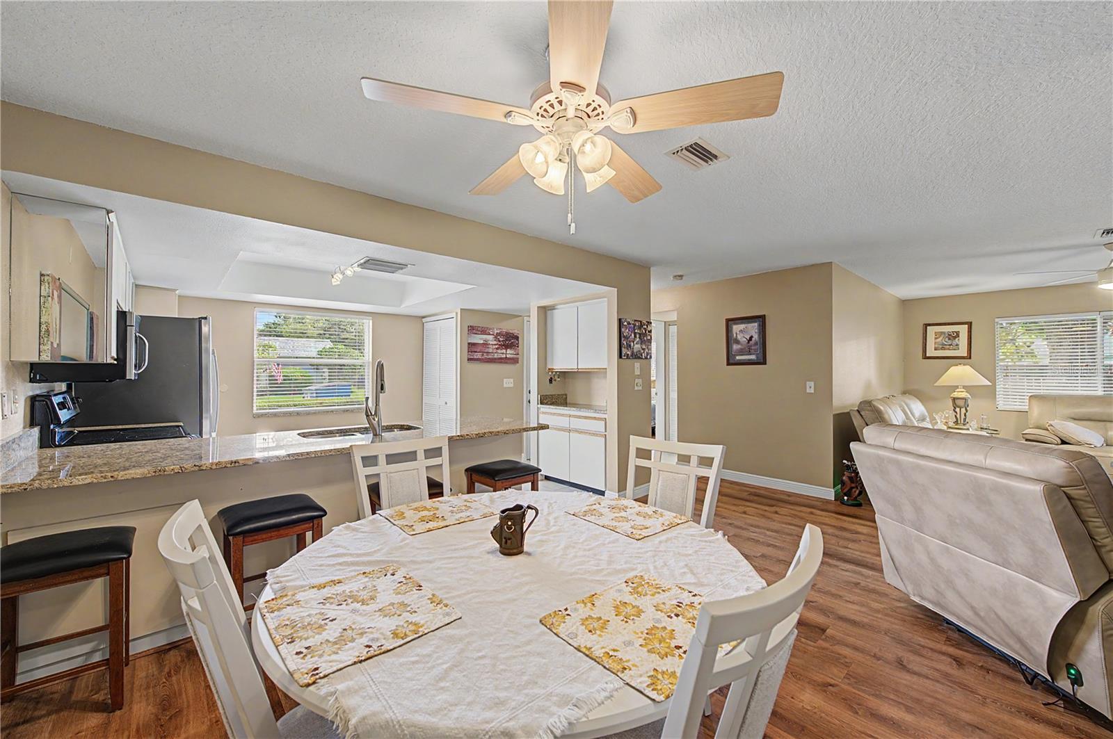07 SPGS VILLAS CONDO - Residential