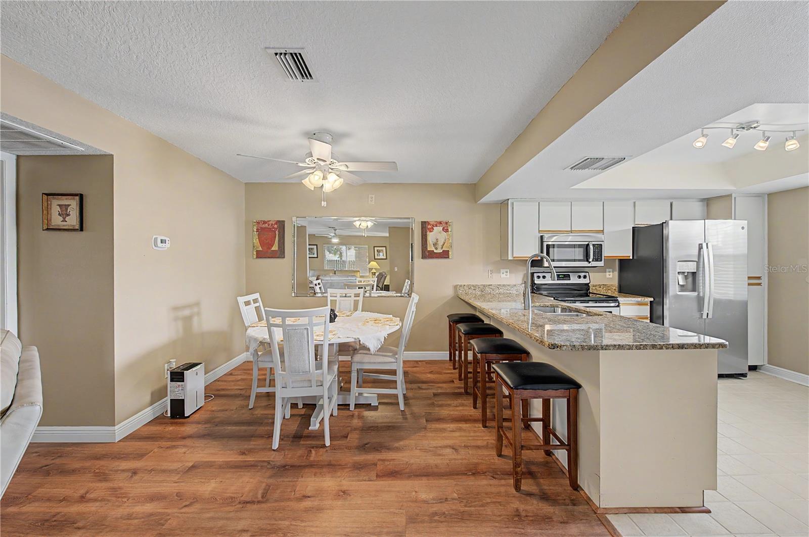 07 SPGS VILLAS CONDO - Residential
