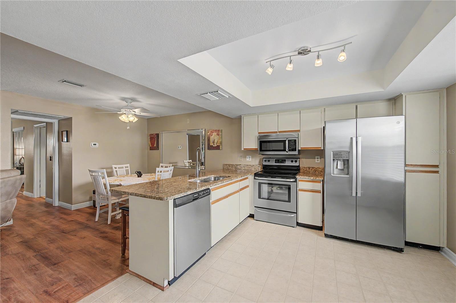 07 SPGS VILLAS CONDO - Residential