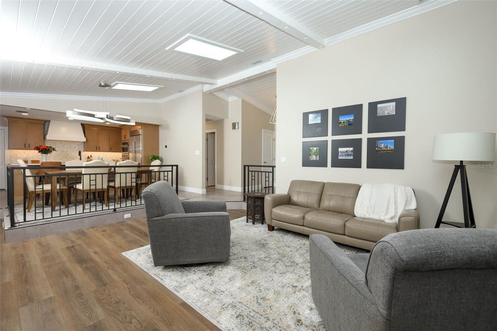 SPRING LAKE HILLS SEC 5 - Residential