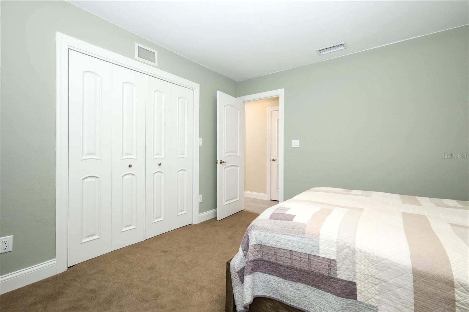 SPRING LAKE HILLS SEC 5 - Residential