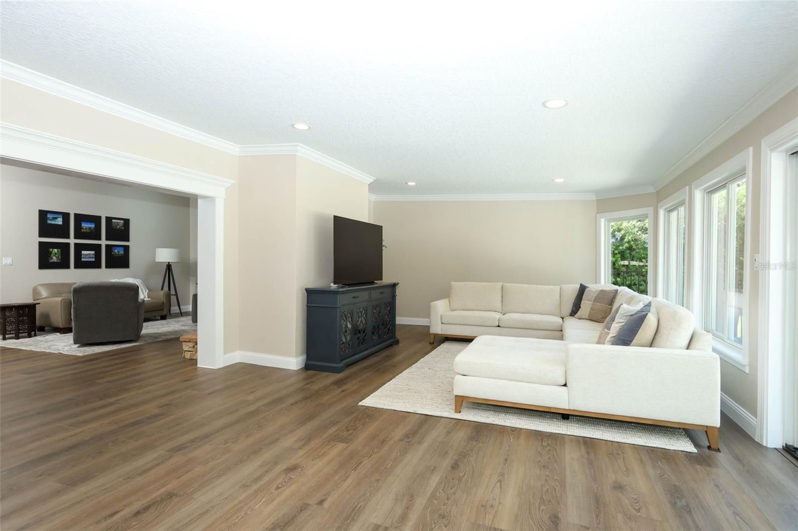 SPRING LAKE HILLS SEC 5 - Residential