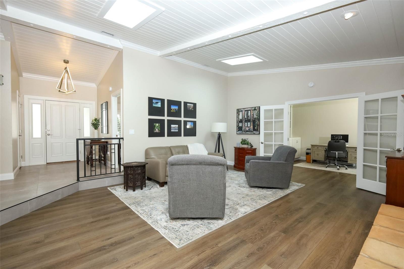 SPRING LAKE HILLS SEC 5 - Residential