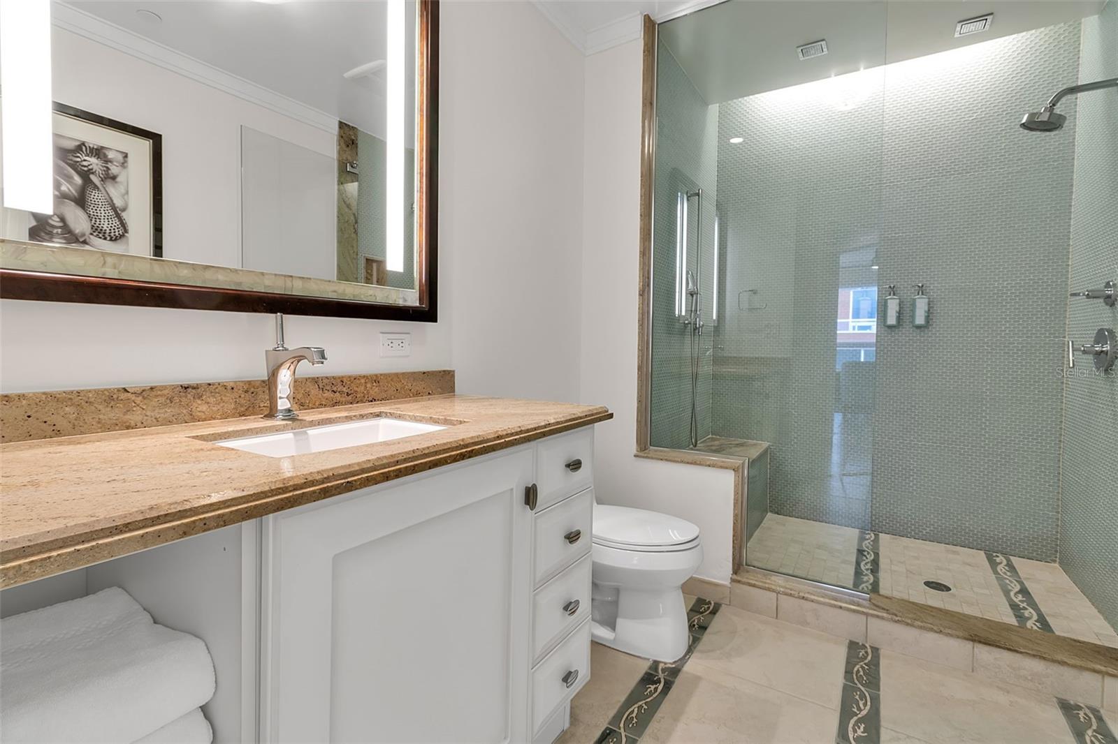 SIESTA KEY BEACH RESIDENCES II - Residential