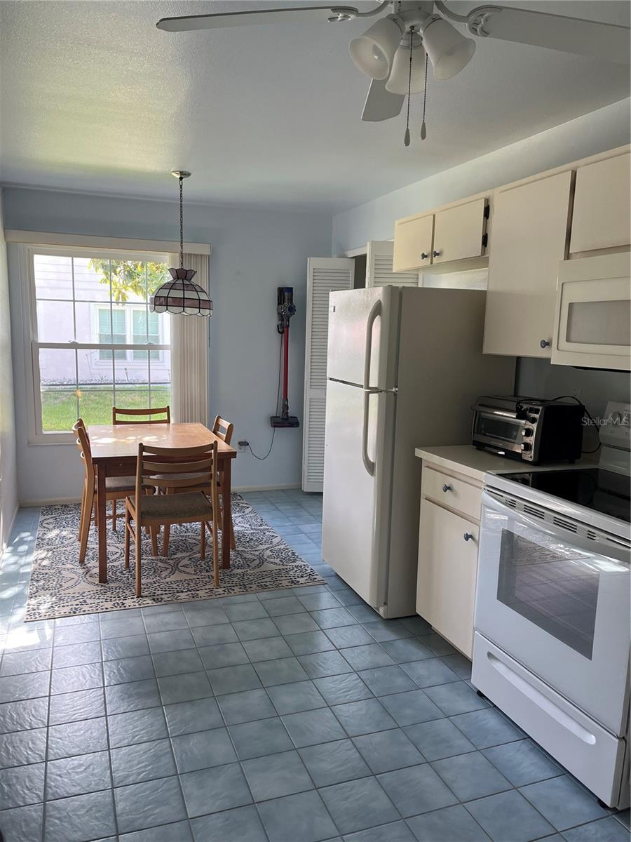 VILLAGE AT BENTLEY PARK - Residential
