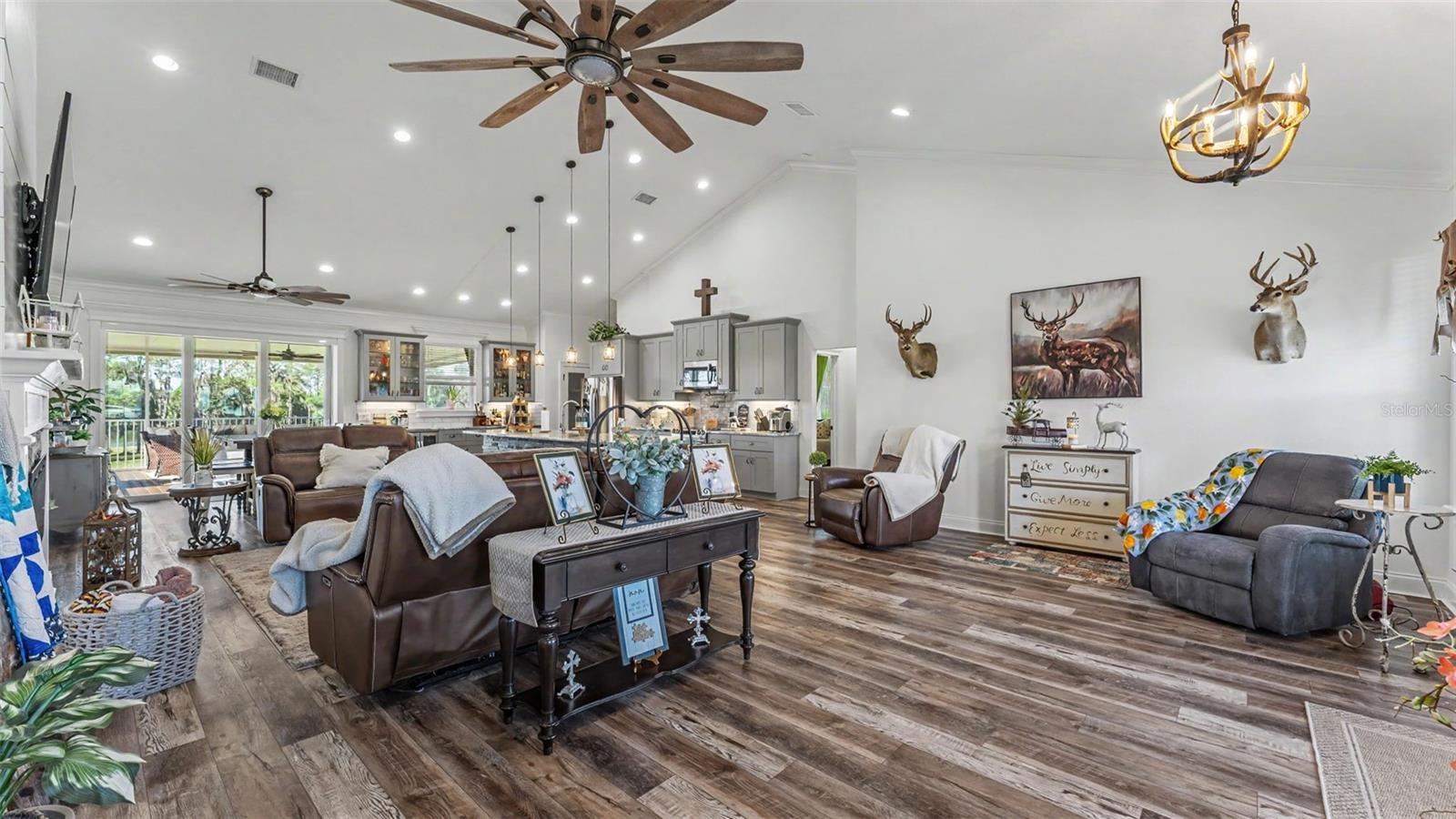 TIMBERS NORTH - Residential