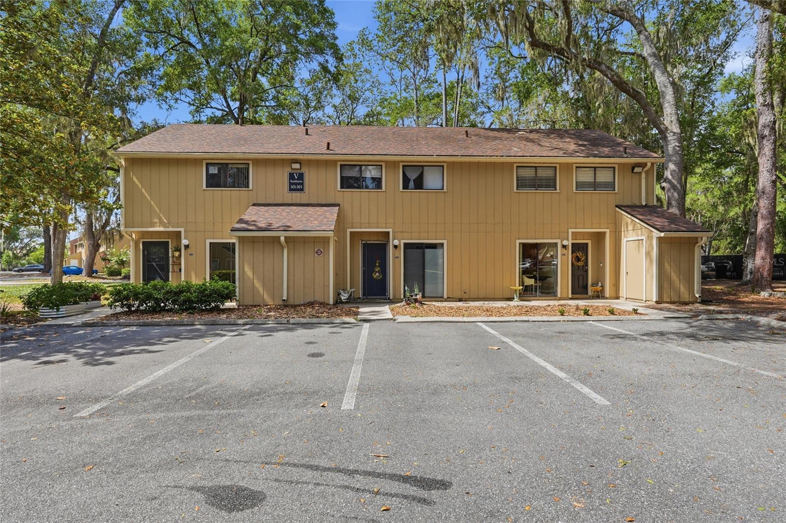 HAWTHORNE RESERVE - Residential