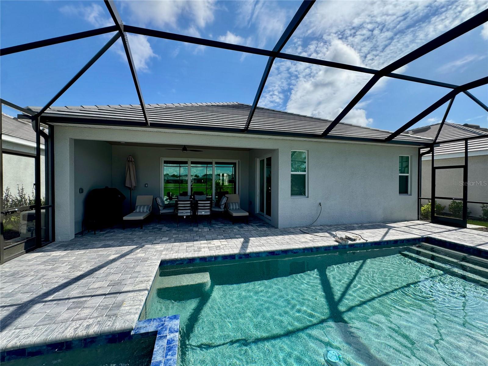 CALUSA COUNTRY CLUB - Residential Lease