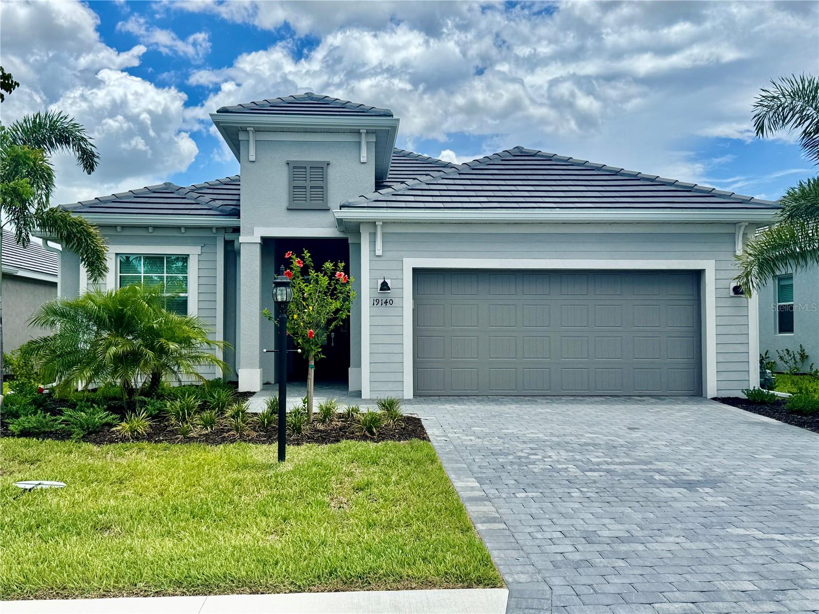 CALUSA COUNTRY CLUB - Residential Lease