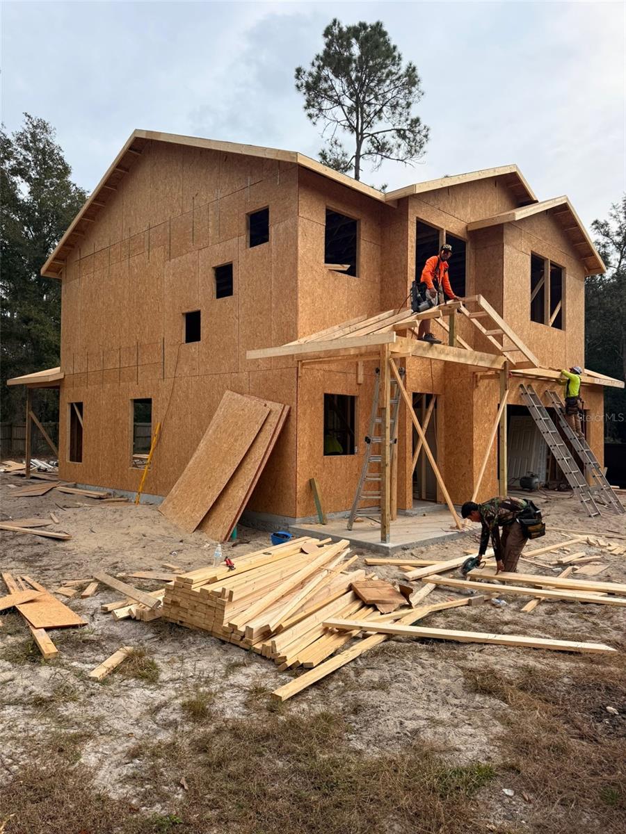 INTERLACHEN LAKES ESTATES - Residential