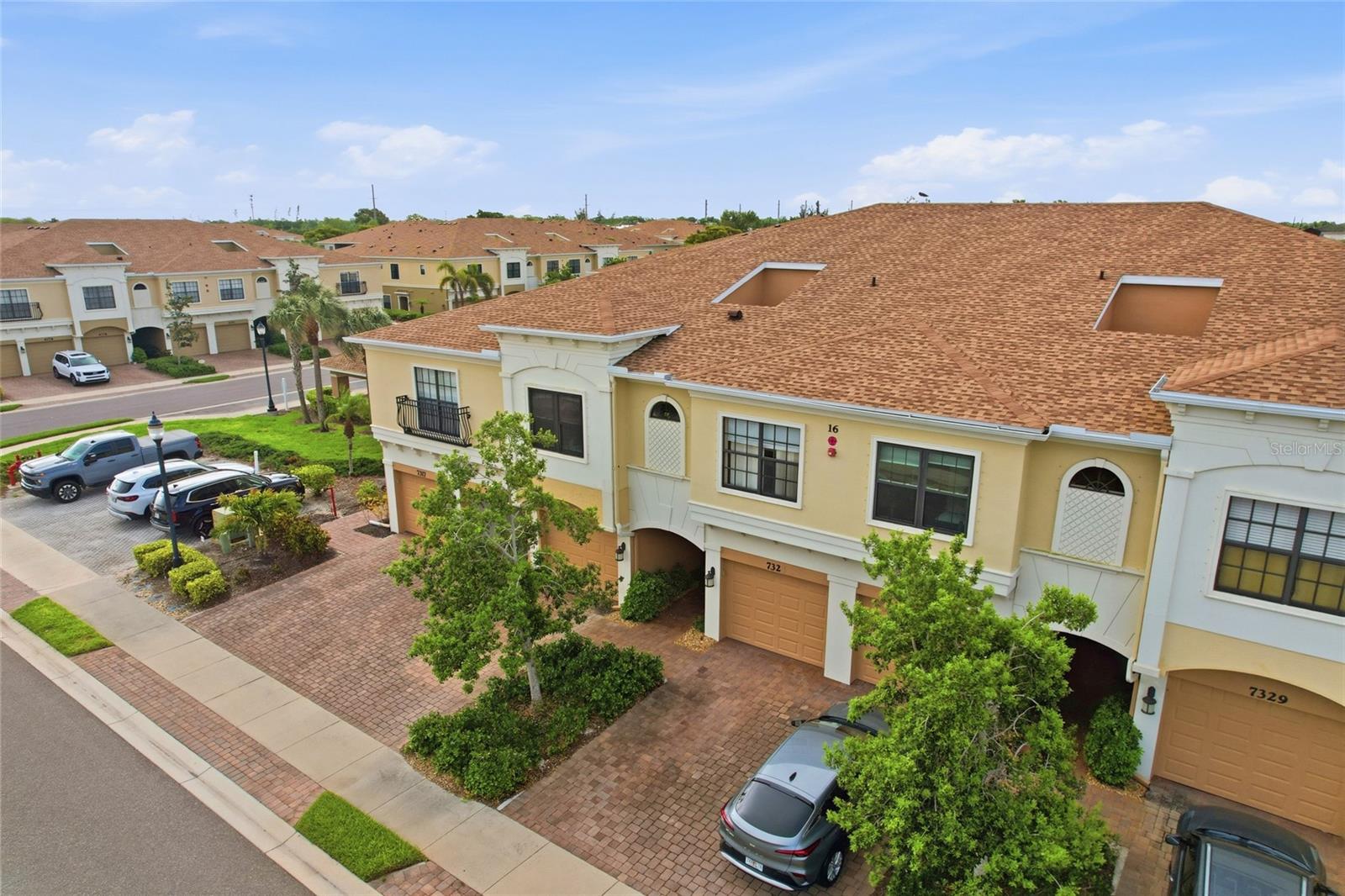 PALMA SOLA TRACE - Residential