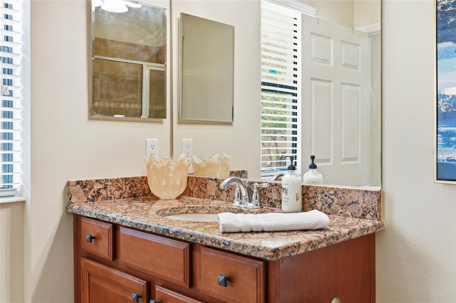PALMA SOLA TRACE - Residential