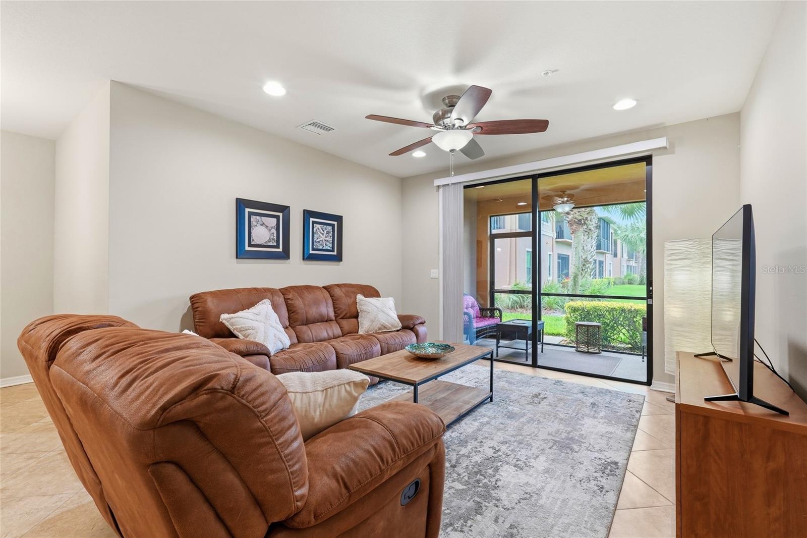 PALMA SOLA TRACE - Residential